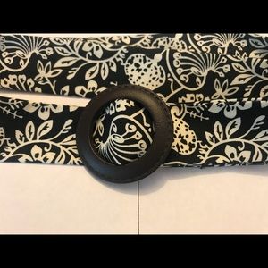 Black and white belt